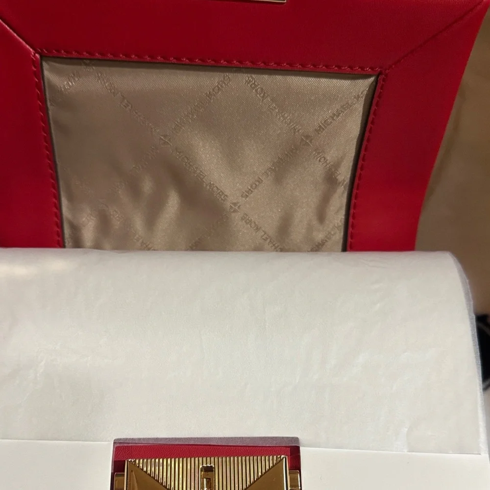 NWT Michael Kors Bright Red Crossbody/Shoulder Bag With Beautiful Gold Charms - Picture 4 of 16